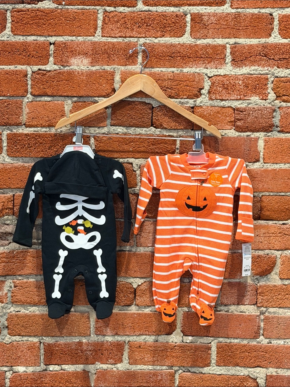 🖤🎃 NWT Carter’s Halloween Sleeper Bundle - Newborn - Set of 2 - Lil Pumpkin 🎃🖤